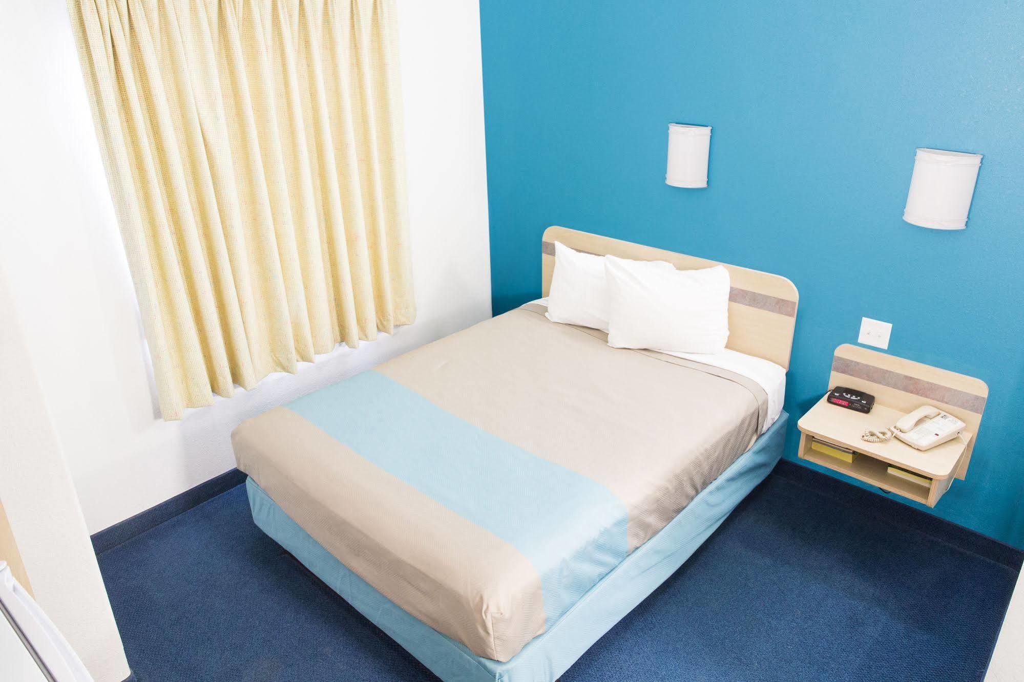 Motel 6-Red Deer, Ab Exteriér fotografie